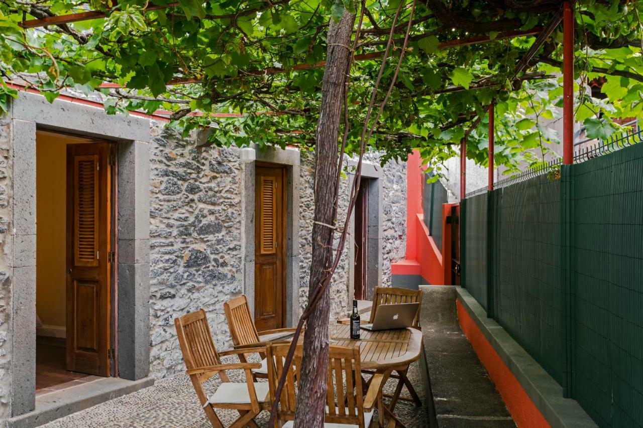 Casa Da Aldeia By An Island Apart 카메라데로보스 외부 사진